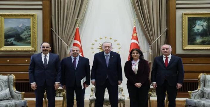 DEM Partililer Külliyede