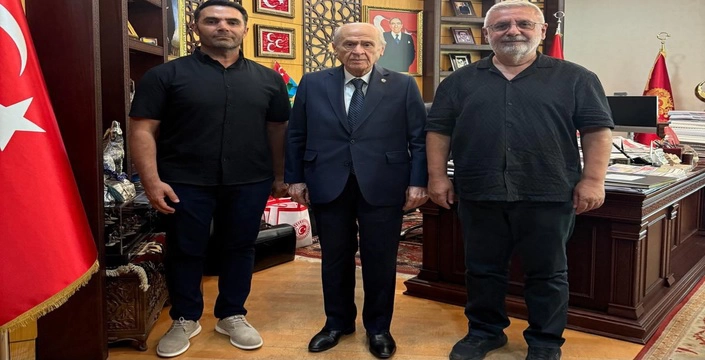 Mehmet Metiner MHP Genel Merkezi’nde