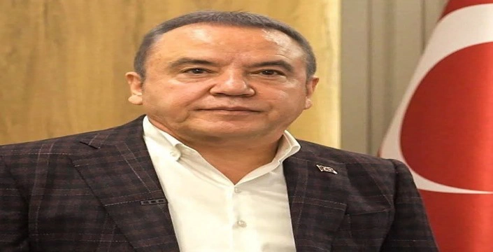 Muhittin Böcekin Belediye Başkanlığı Düştü