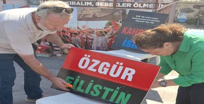 Sumud Filosu Bodrum Nöbeti İkinci Gününde